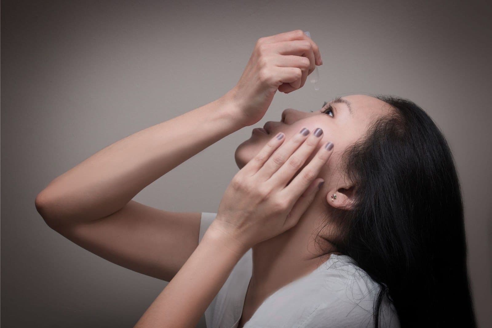Illustration of dry eyes, a hallmark symptom of Sjögren's syndrome